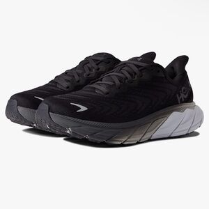 Hoka Arahi 6 ‘Black White’
